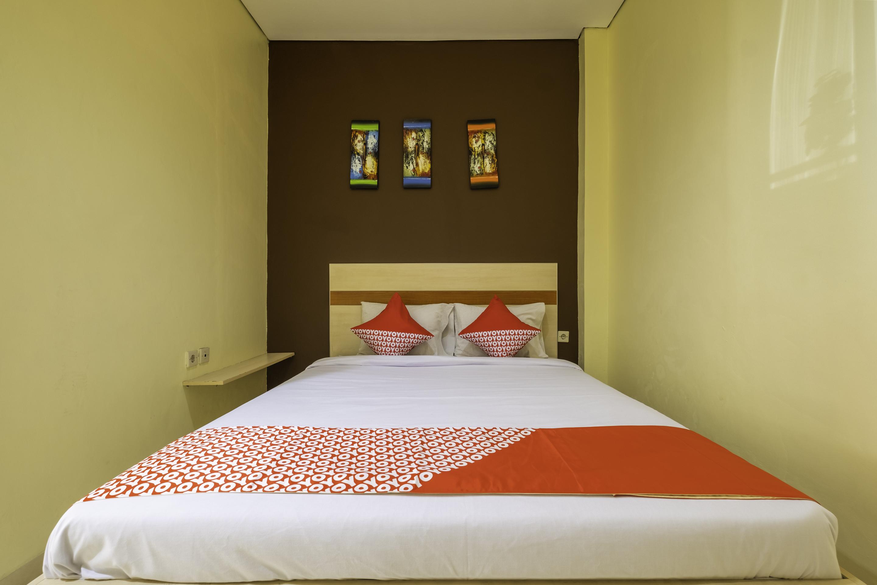 Oyo 2947 Cluster Harris Home Stay & Kos Cimindi Buitenkant foto