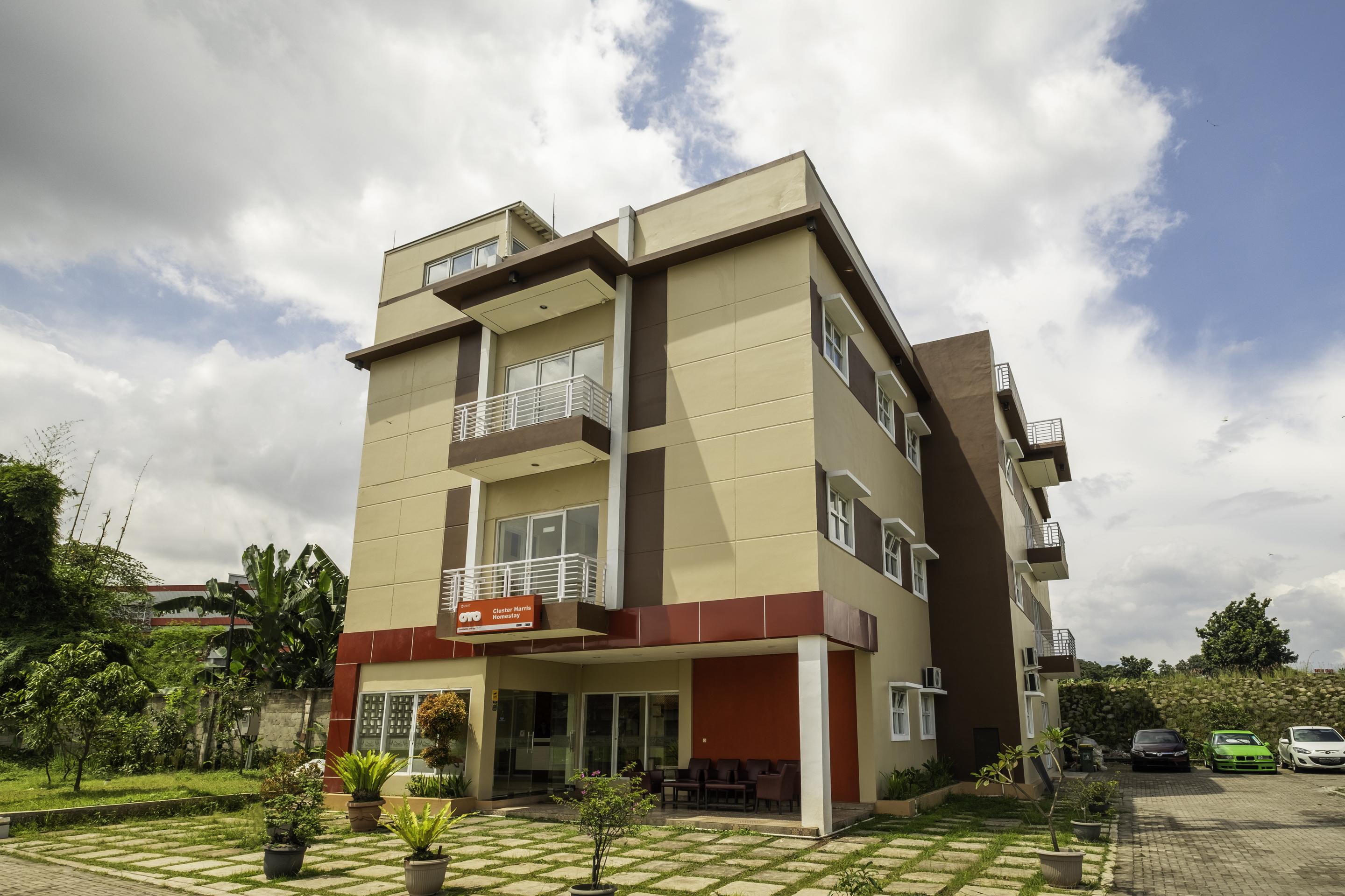 Oyo 2947 Cluster Harris Home Stay & Kos Cimindi Buitenkant foto